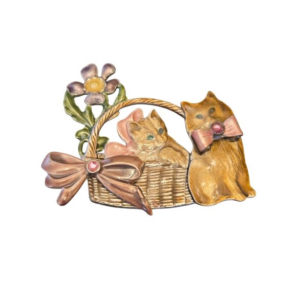 Vintage Brooch Kittens Cat Basket Floral Rhinestone Signed KC - Picture 1 of 5